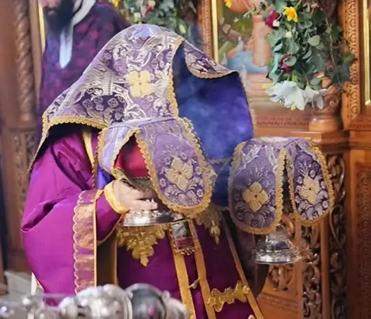 Τί εἶναι ἡ Προηγιασμένη Θεία Λειτουργία;